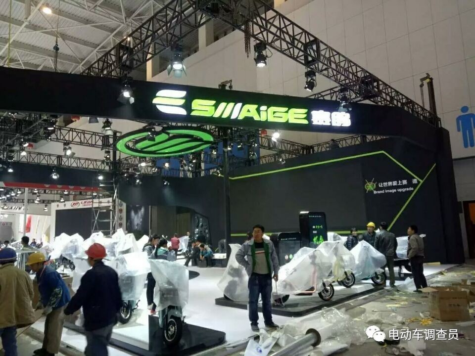 專(zhuān)業(yè)生產(chǎn)PVC護(hù)套、銅排、鋁排、新能源電池銅/鋁軟連接-人禾電子